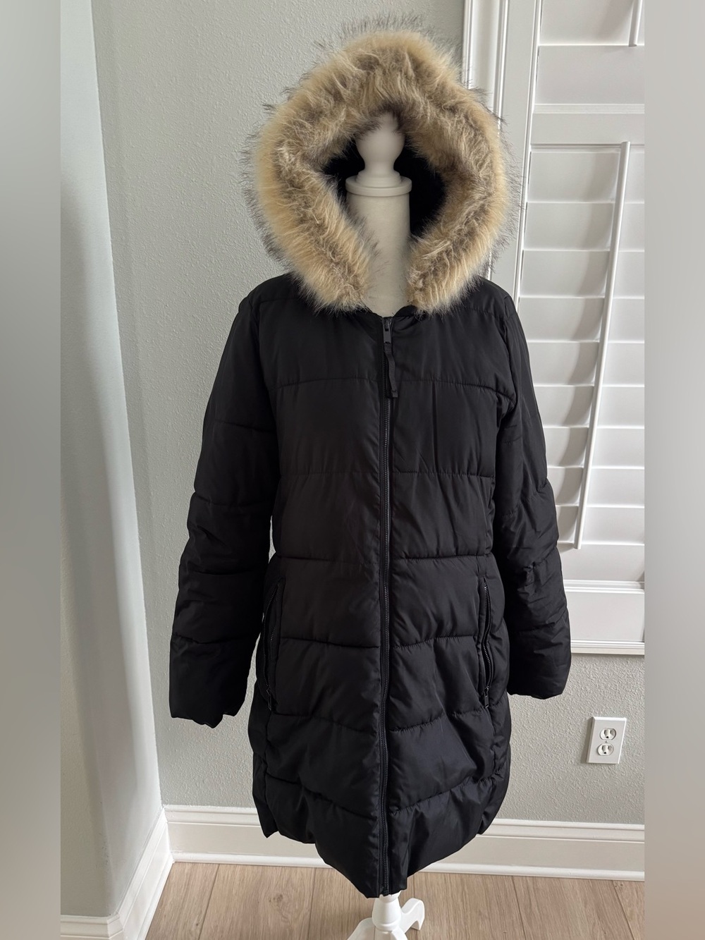 GAP ColdControl black womens puffer jacket Small Fur Hooded winter coat *read